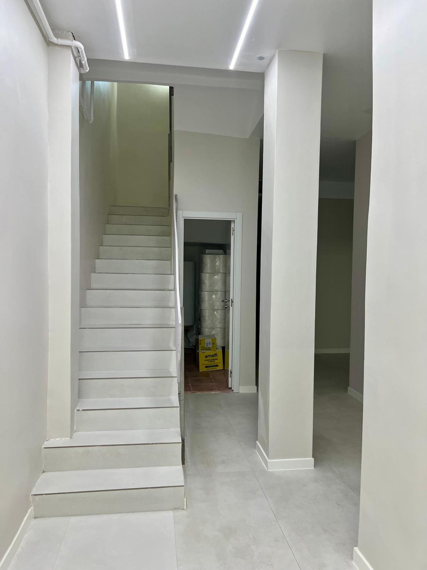 Hostel Oasis Мадрид Экстерьер фото