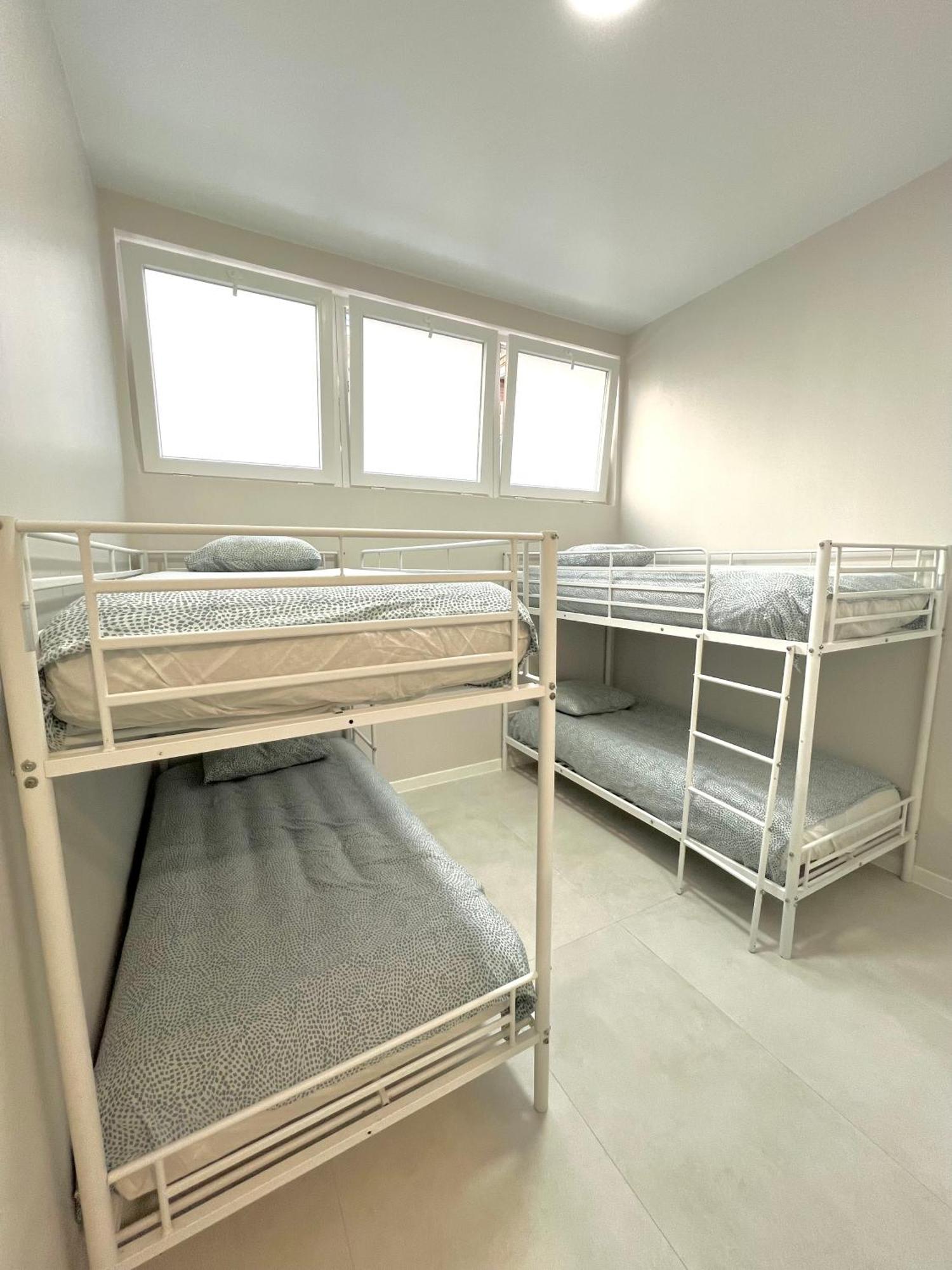 Hostel Oasis Мадрид Экстерьер фото