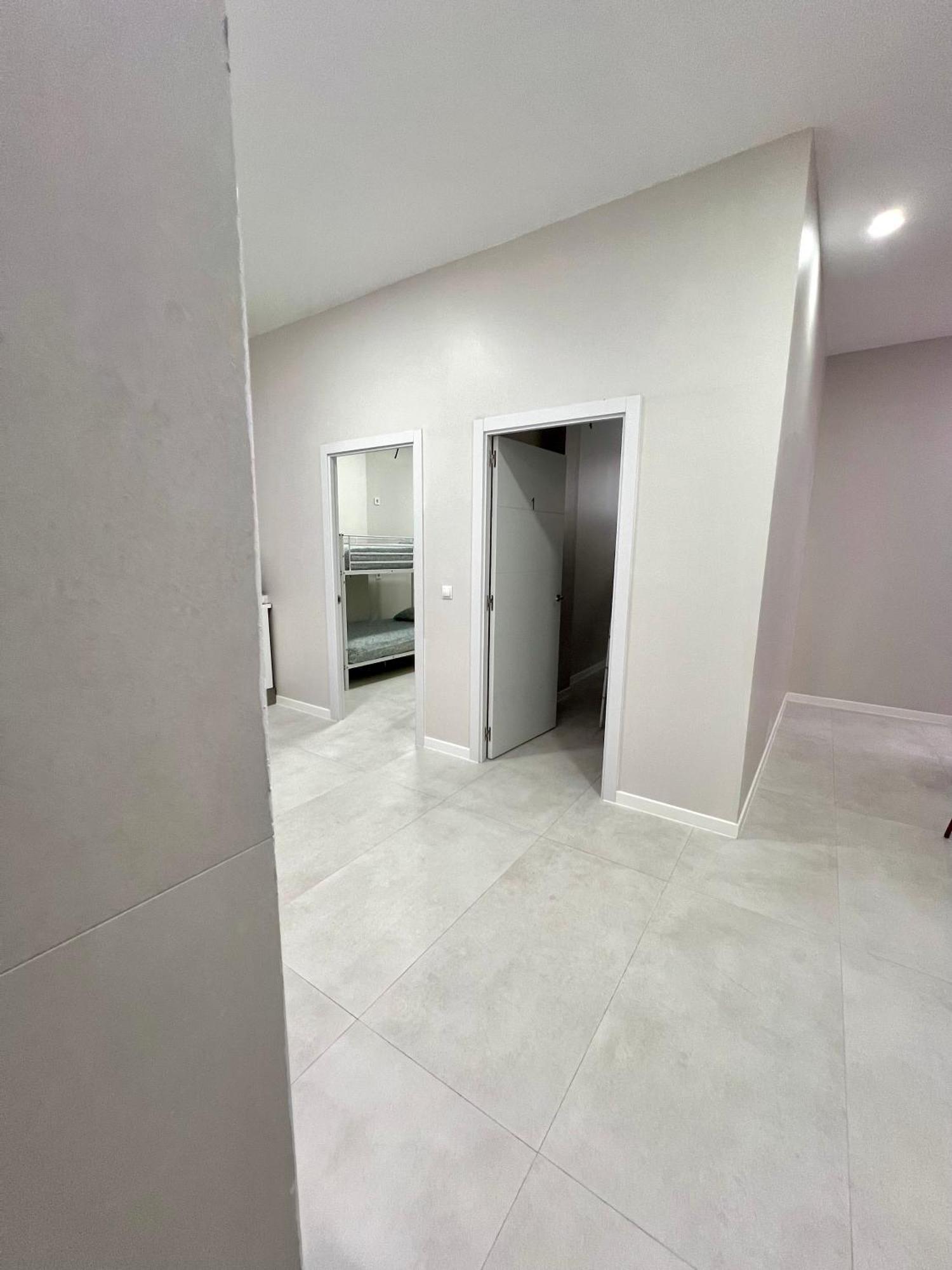 Hostel Oasis Мадрид Экстерьер фото