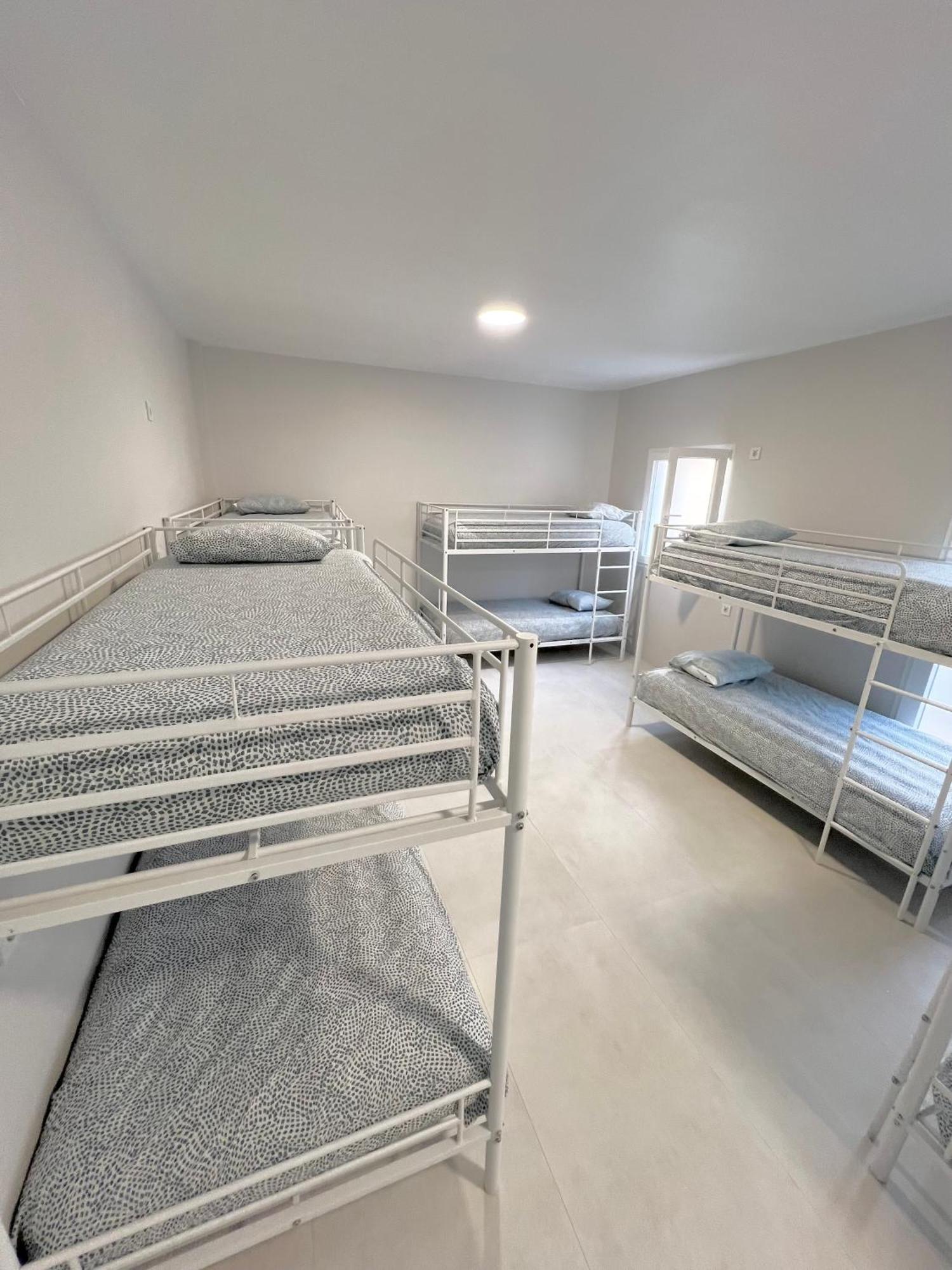 Hostel Oasis Мадрид Экстерьер фото