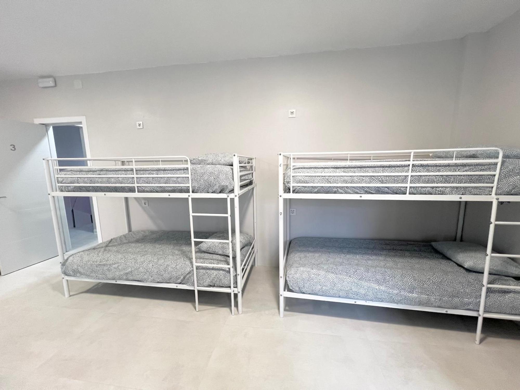 Hostel Oasis Мадрид Экстерьер фото
